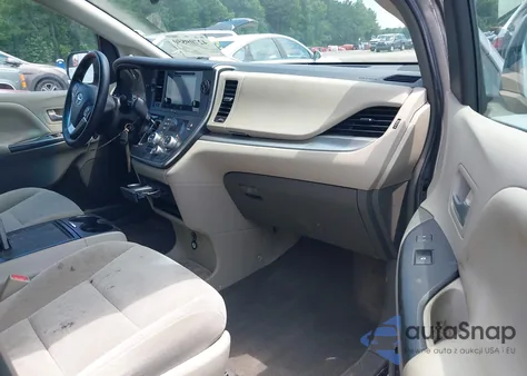 2015 Toyota Sienna Le 8 Passenger from USA, damaged, VIN 5TDKK3DCXFS550689